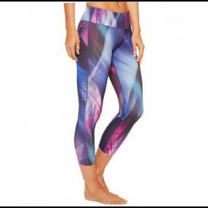 Nike epic run tight crop dri fit Large nwt